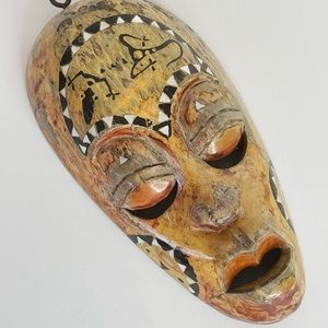 Wood Tribal Mask Mother Of Pearl Inlay 8"
